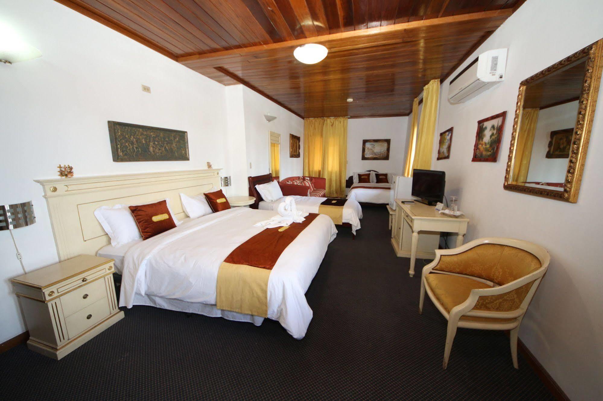 Swans Cay Hotel Bocas del Toro Extérieur photo